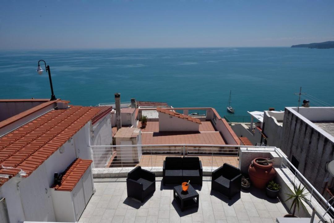 شقة La Casa Del Geko فيستَ المظهر الخارجي الصورة